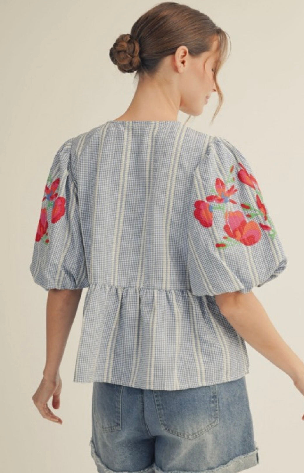 Blue floral sleeve top