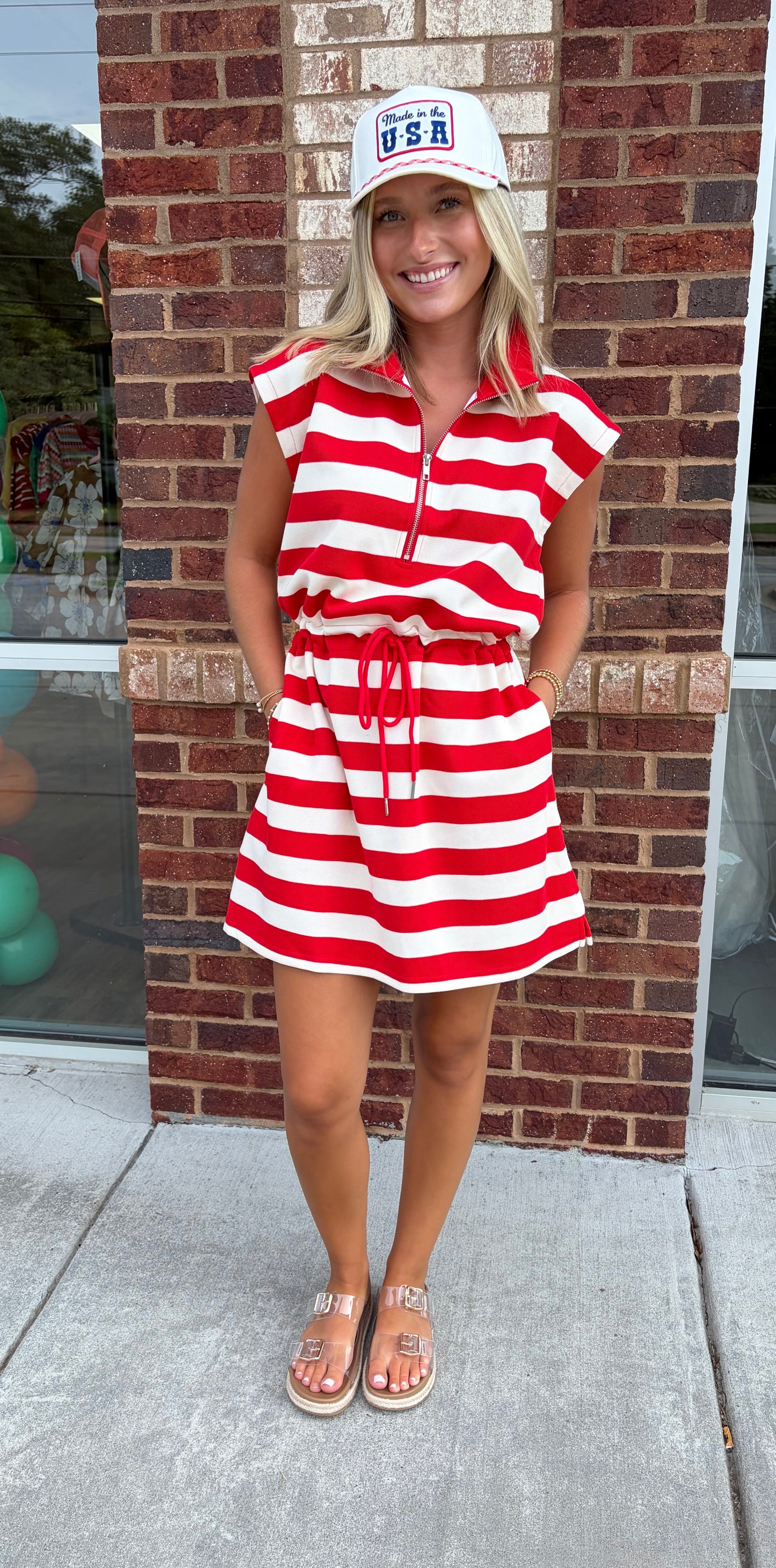 Red/white zip dress