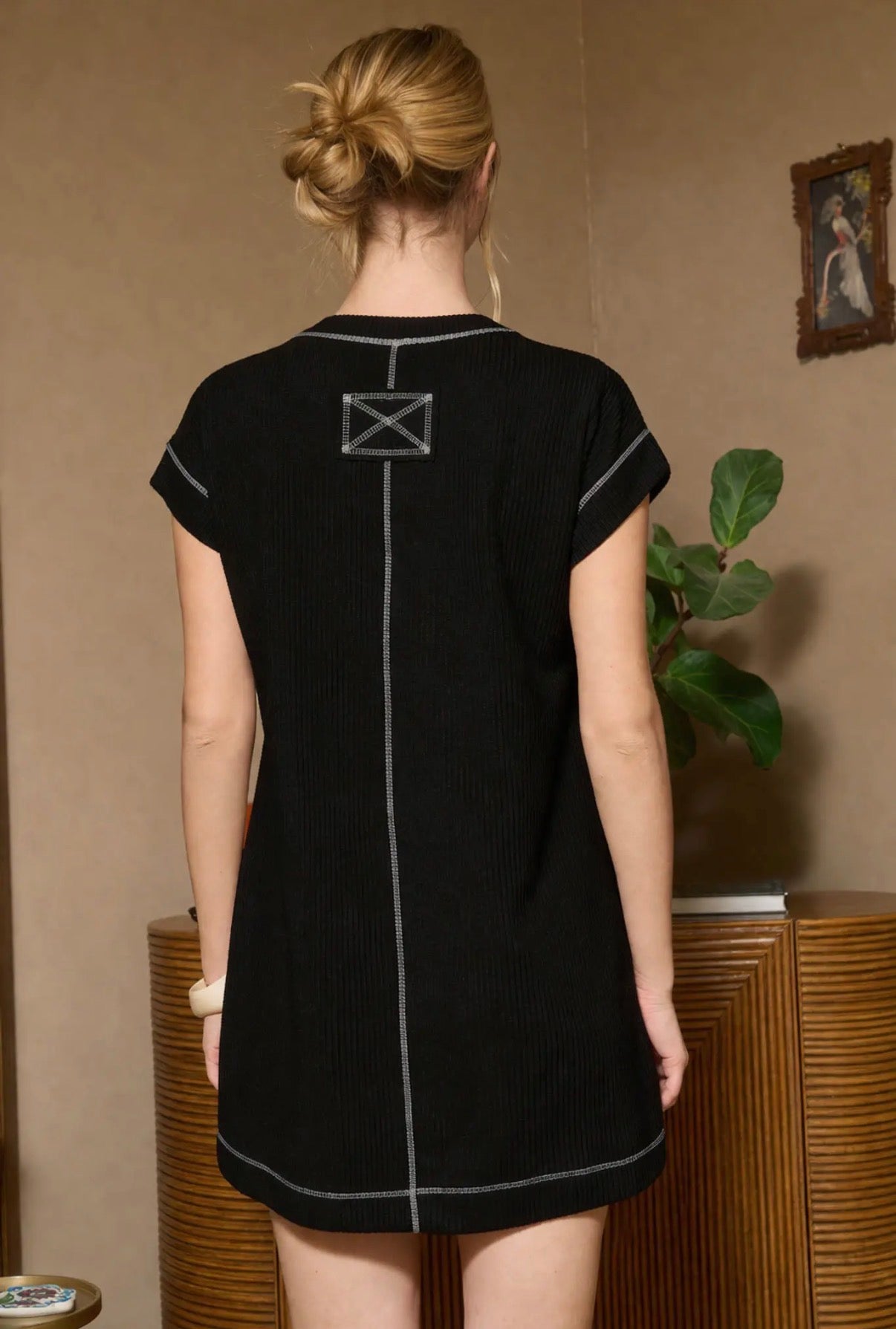 Max black dress