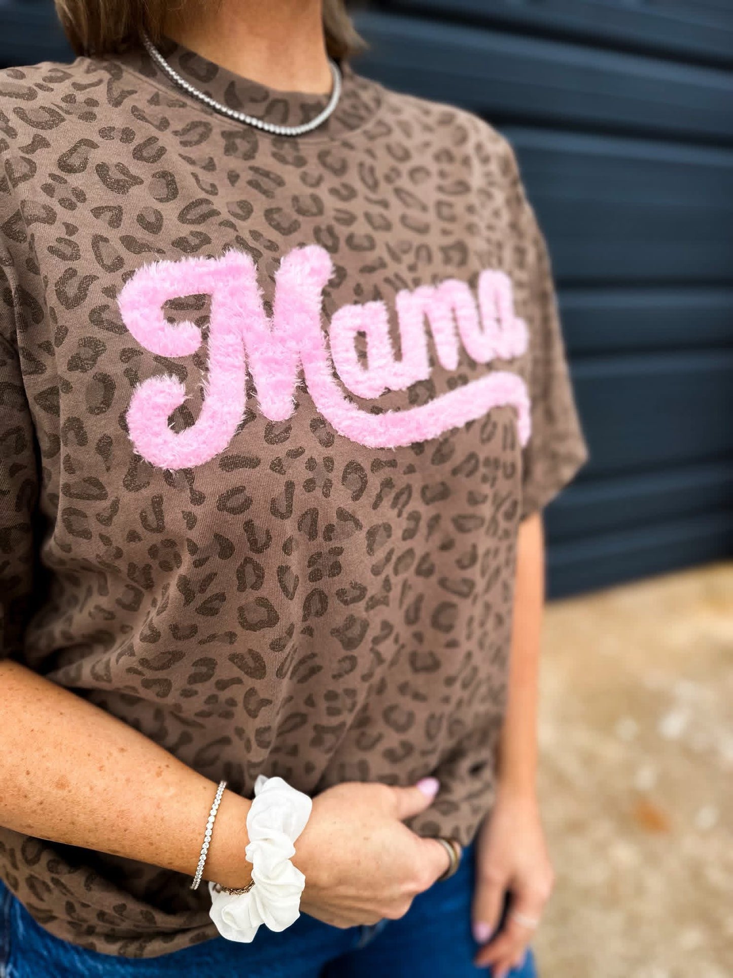 Mama cheetah fuzzy patch tee