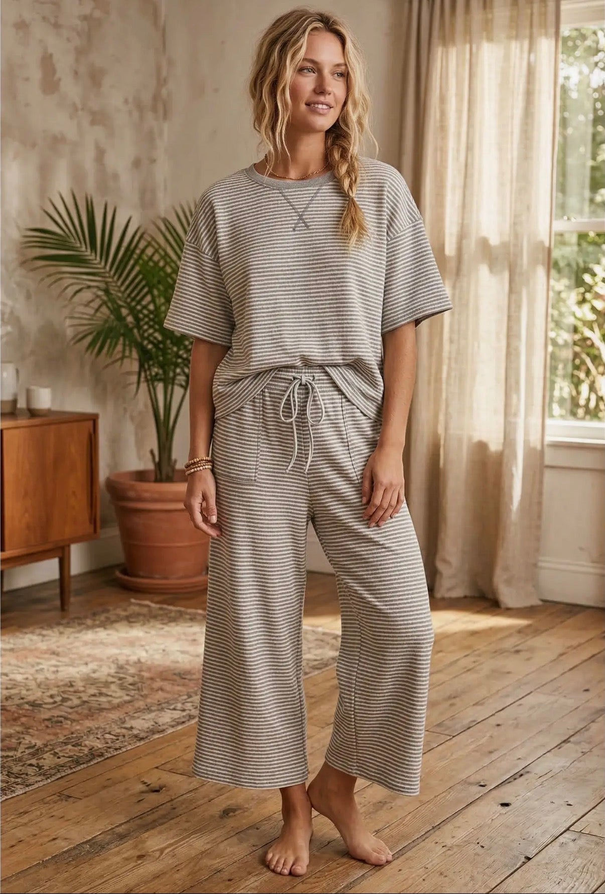 Gray and white stripe set
