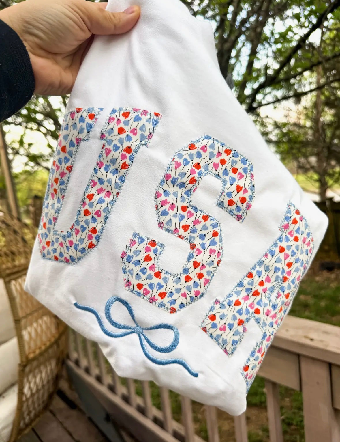 USA bow tee