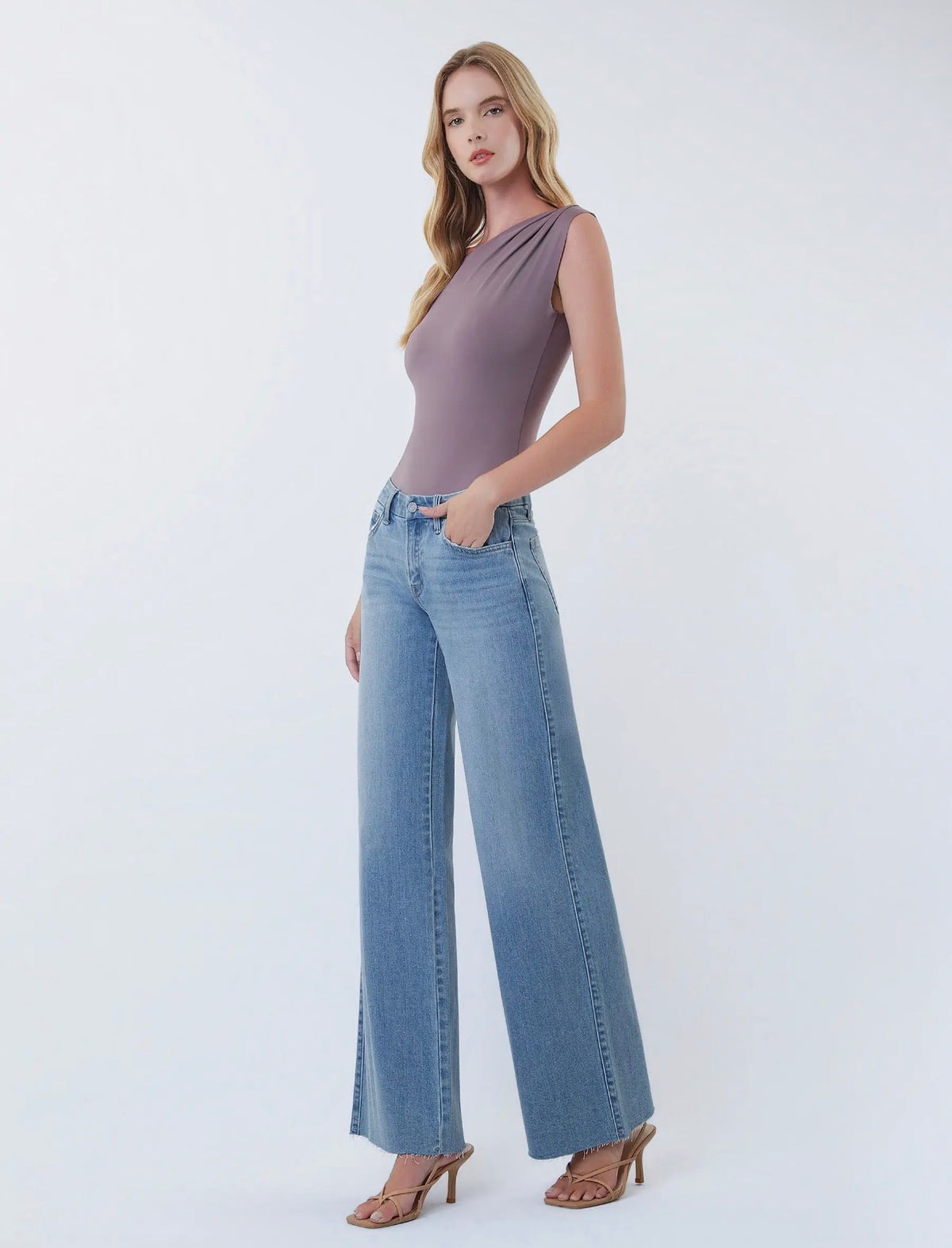 Vervet midrise wide leg