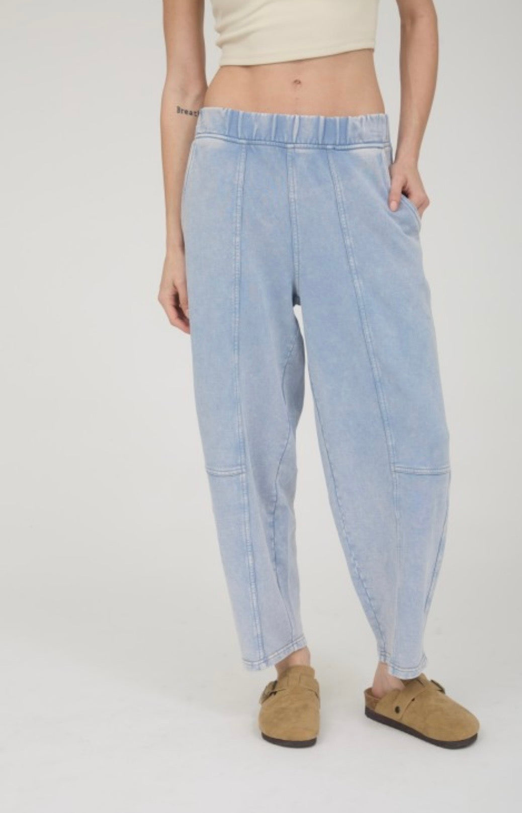 Acid wash elastic joggers