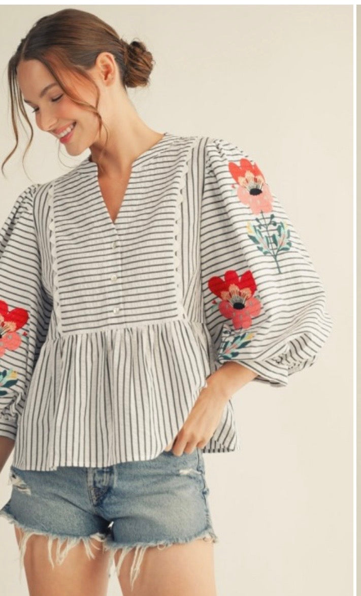 Flower stripe sleeve top
