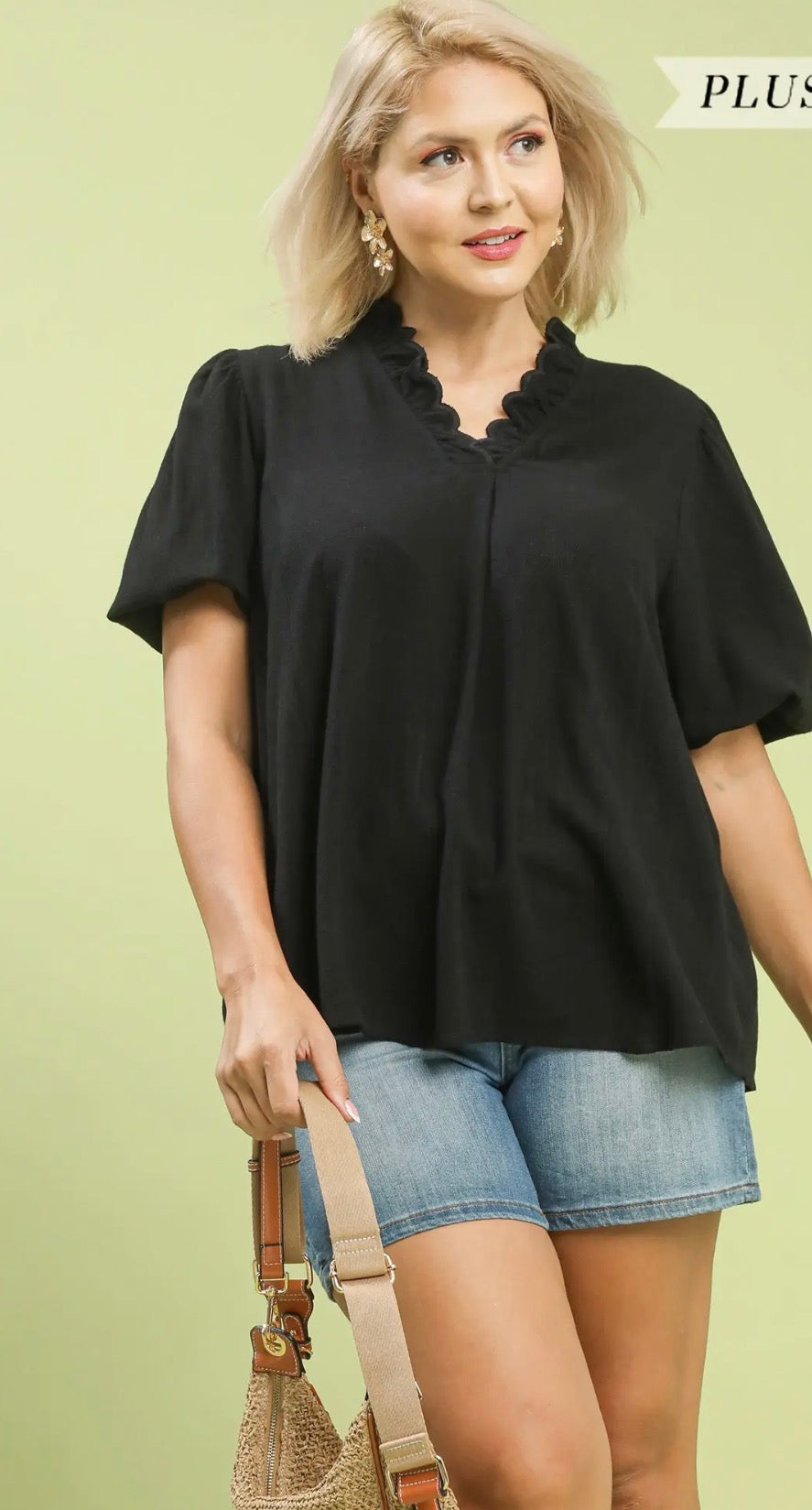 Black curvy top