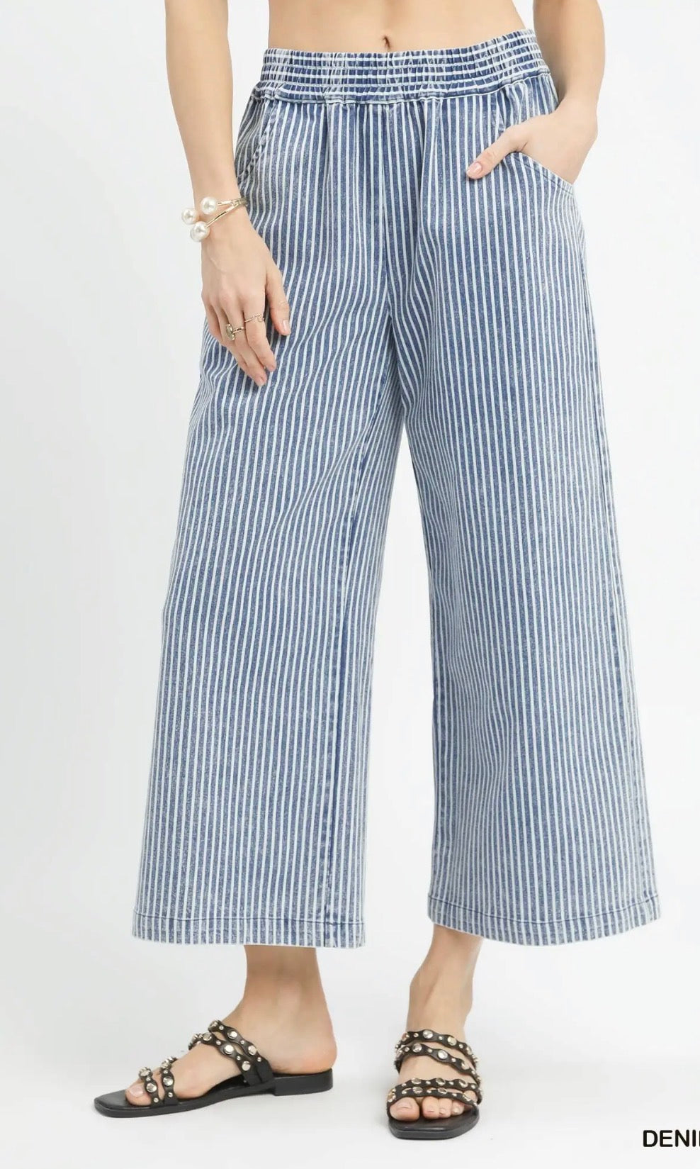 Stone washed stripe denim