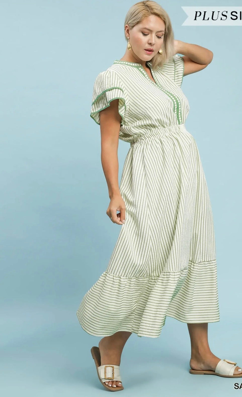 Sage stripe curvy dress