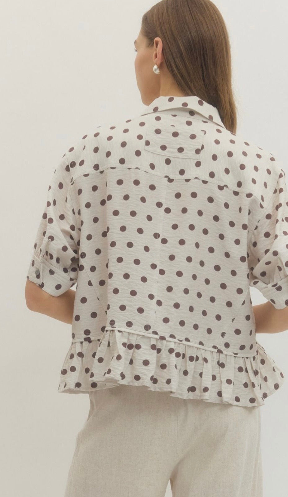 Cream dot top