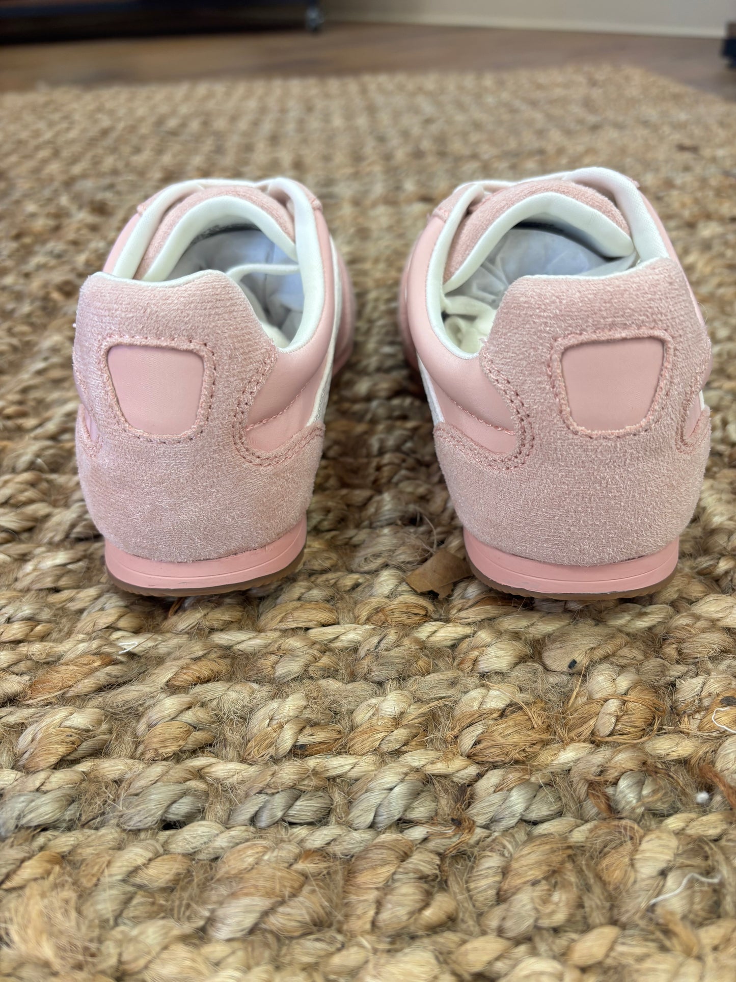 Matisse Scottie powder pink sneakers