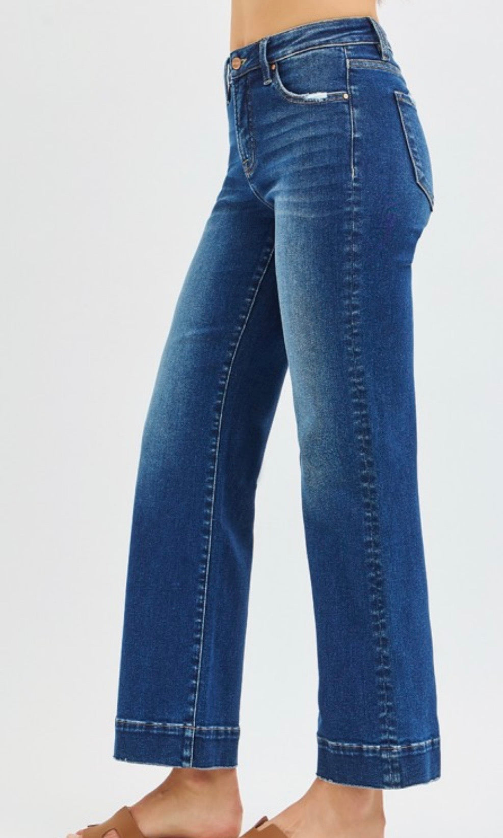 Risen HW straight jeans