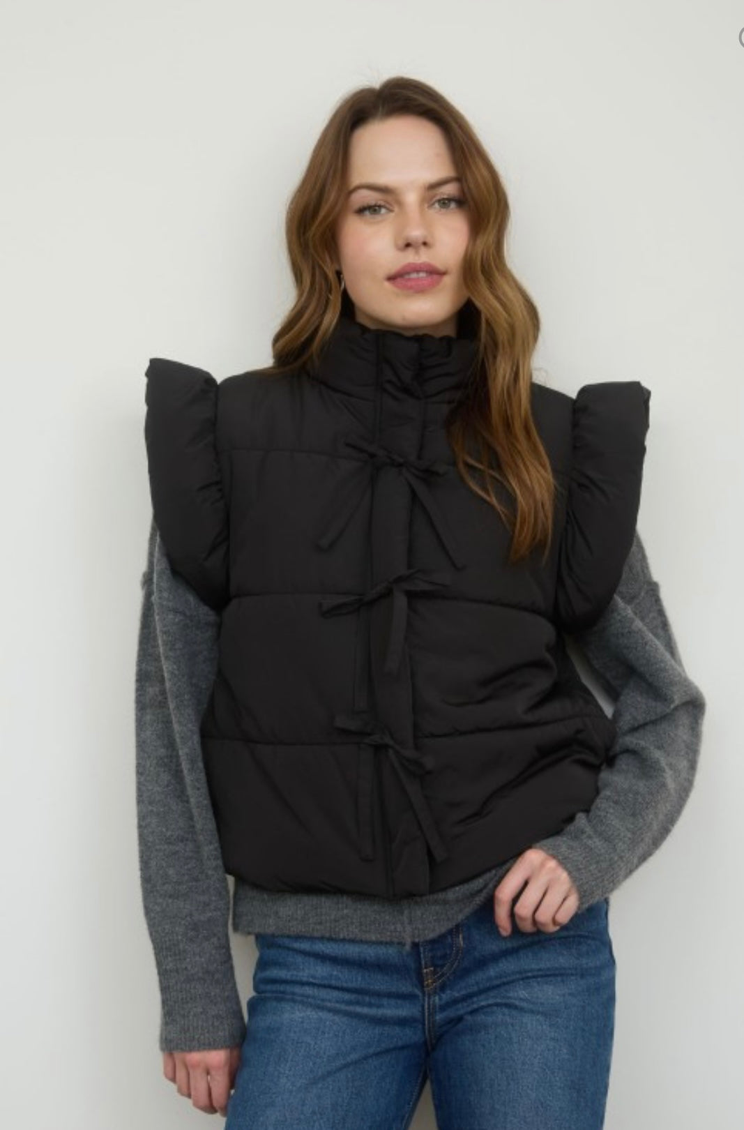 Black puff sleeve vest