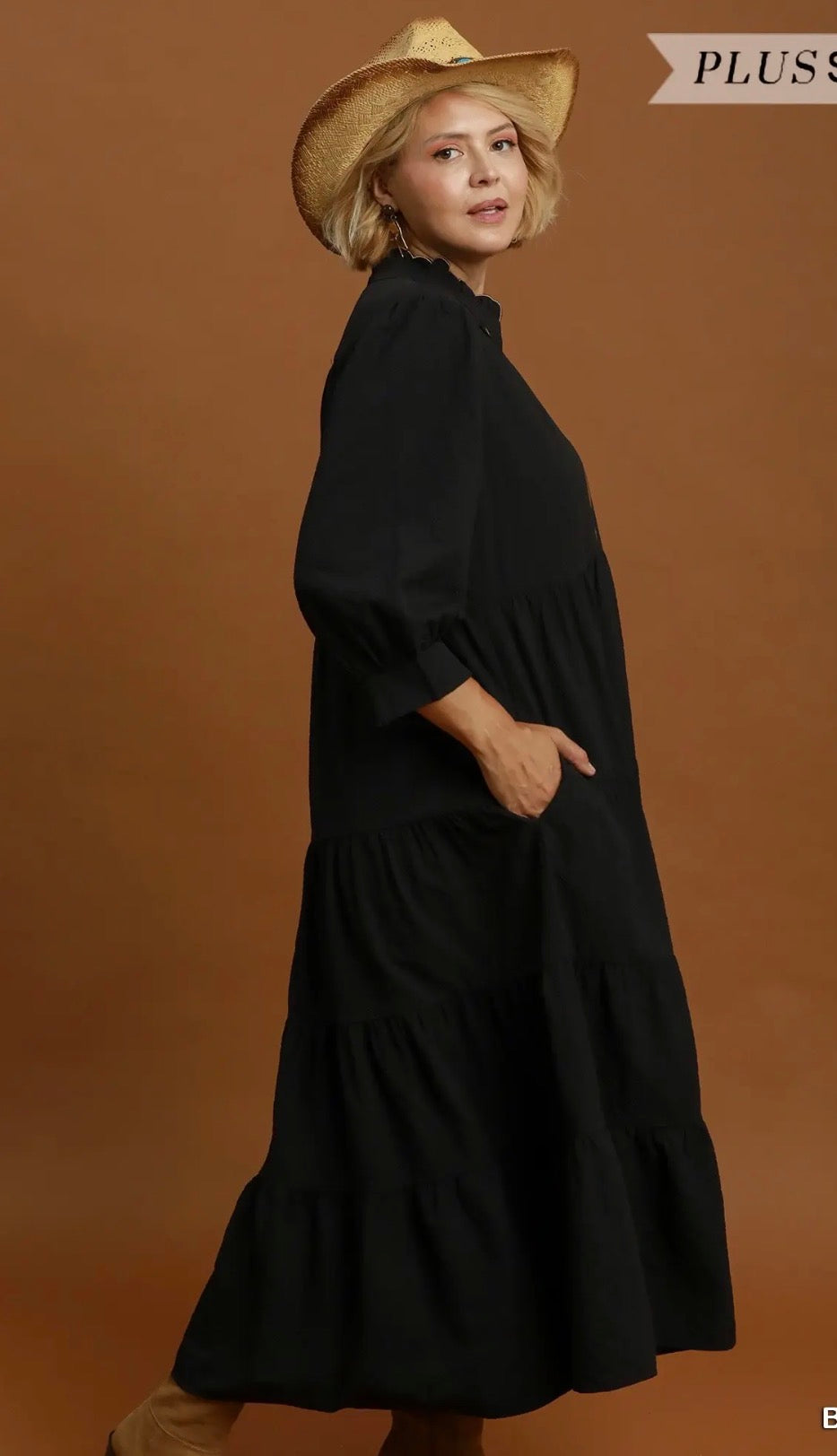Black curvy dress