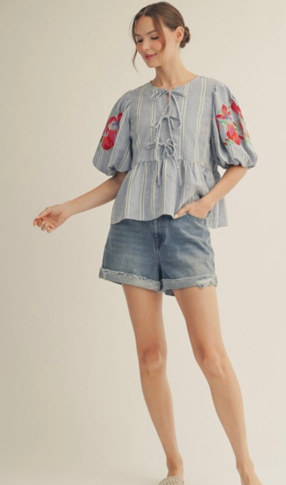 Blue floral sleeve top