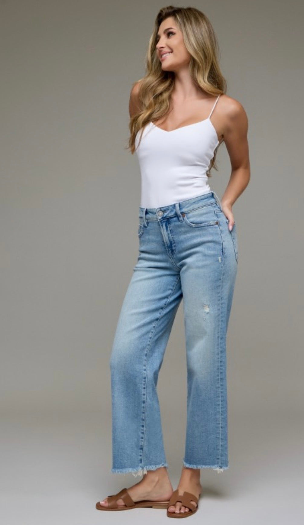Hidden midrise cropped classic straight jeans