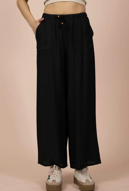 Black woven curvy pants