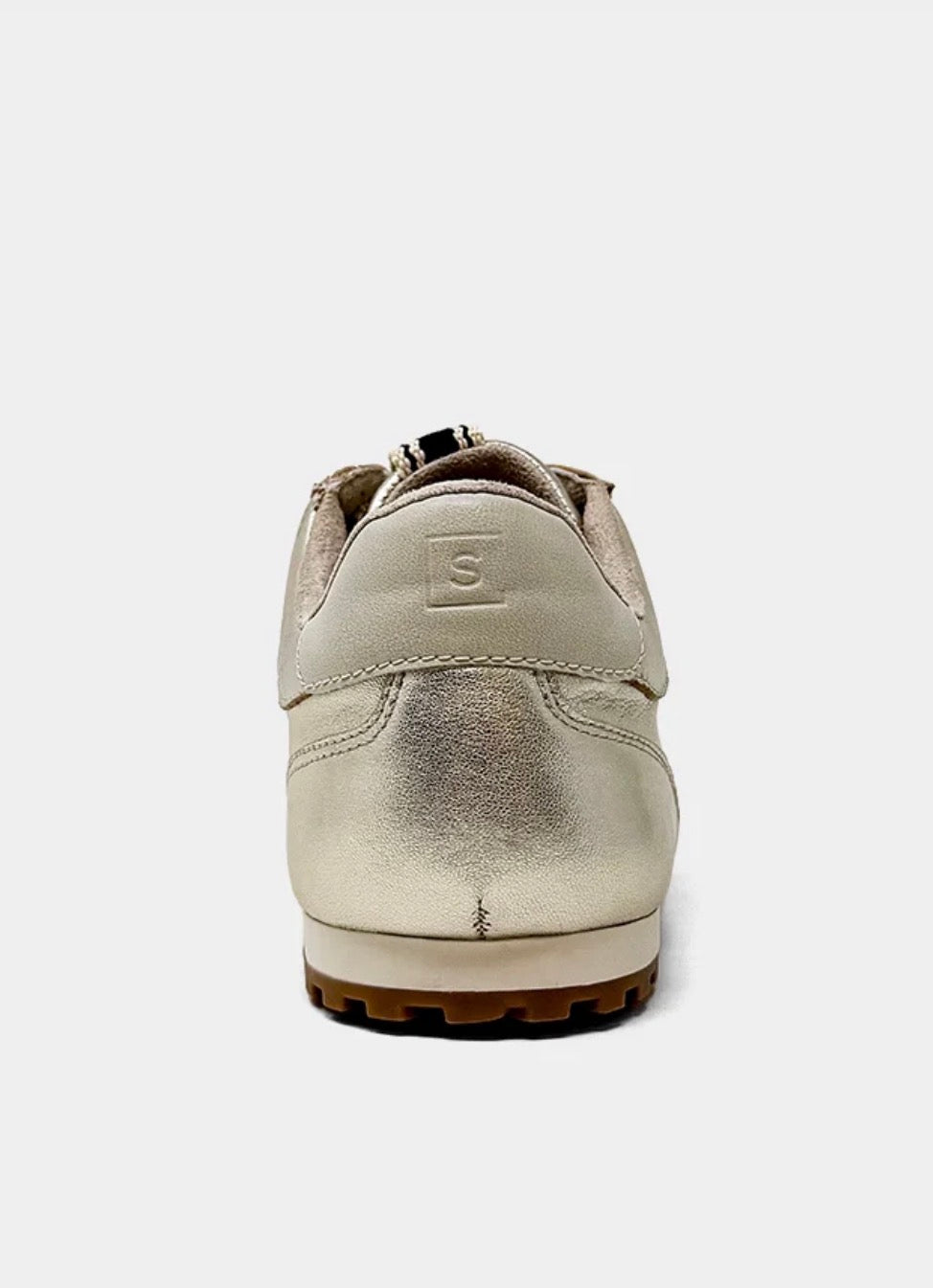 Shu shop Sarah sneaker