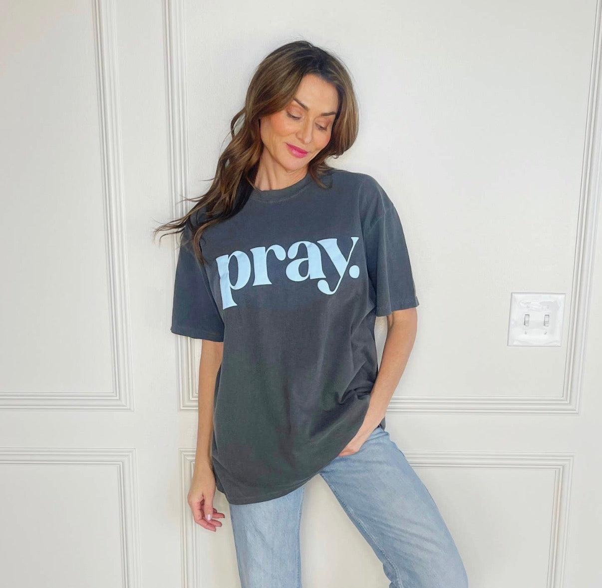 Pepper/Blue pray tee