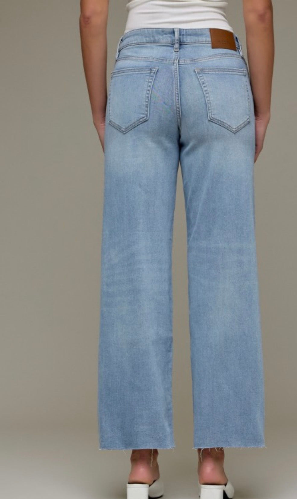 Hidden midrise dad Jean