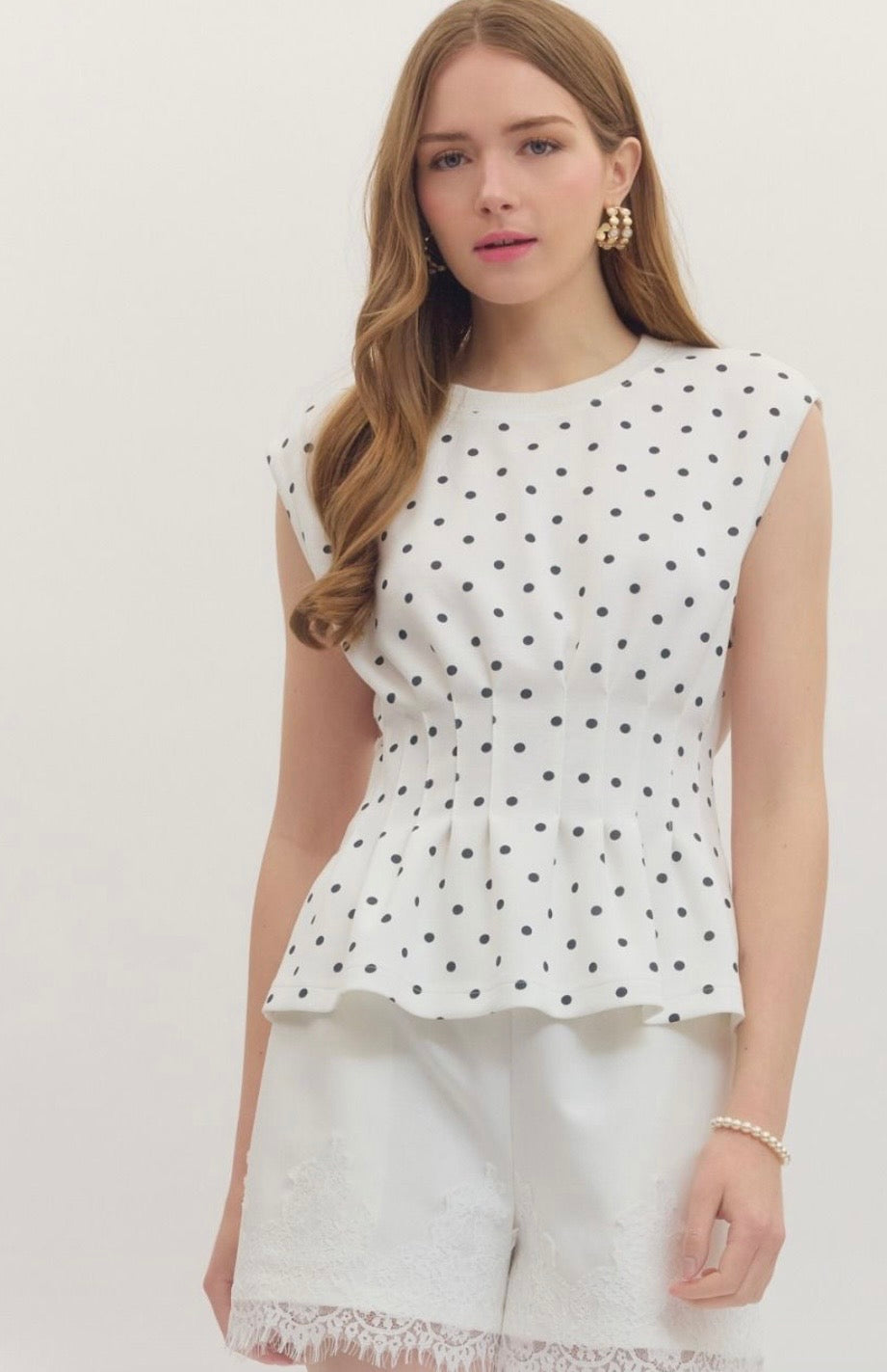 Black dot top