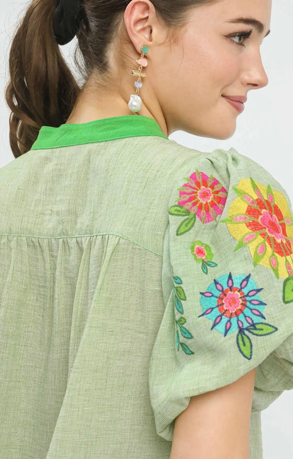 Green floral sleeve top