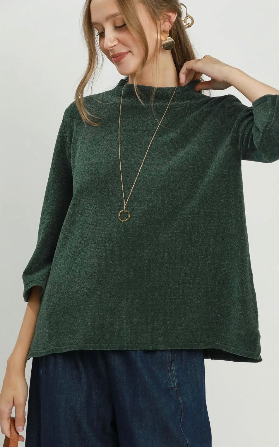 Hunter green sweater