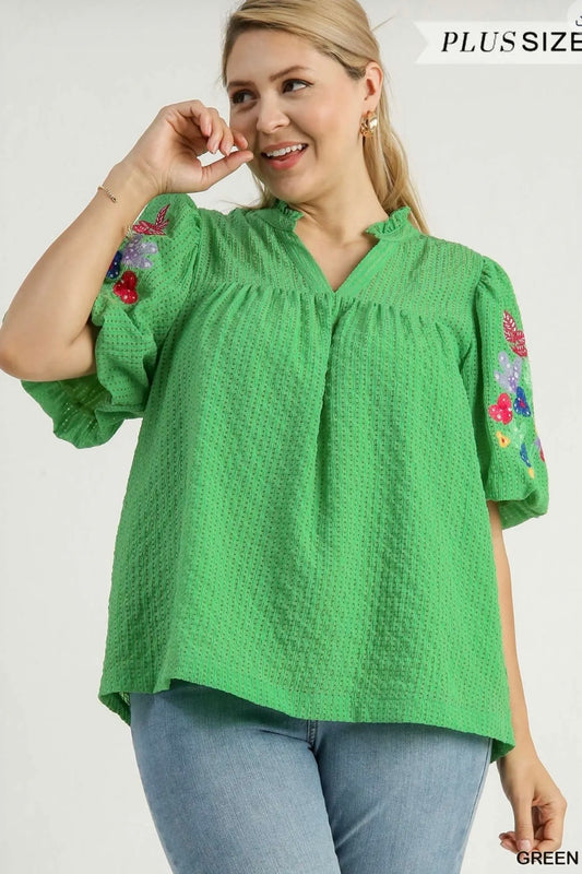 Green floral curvy top