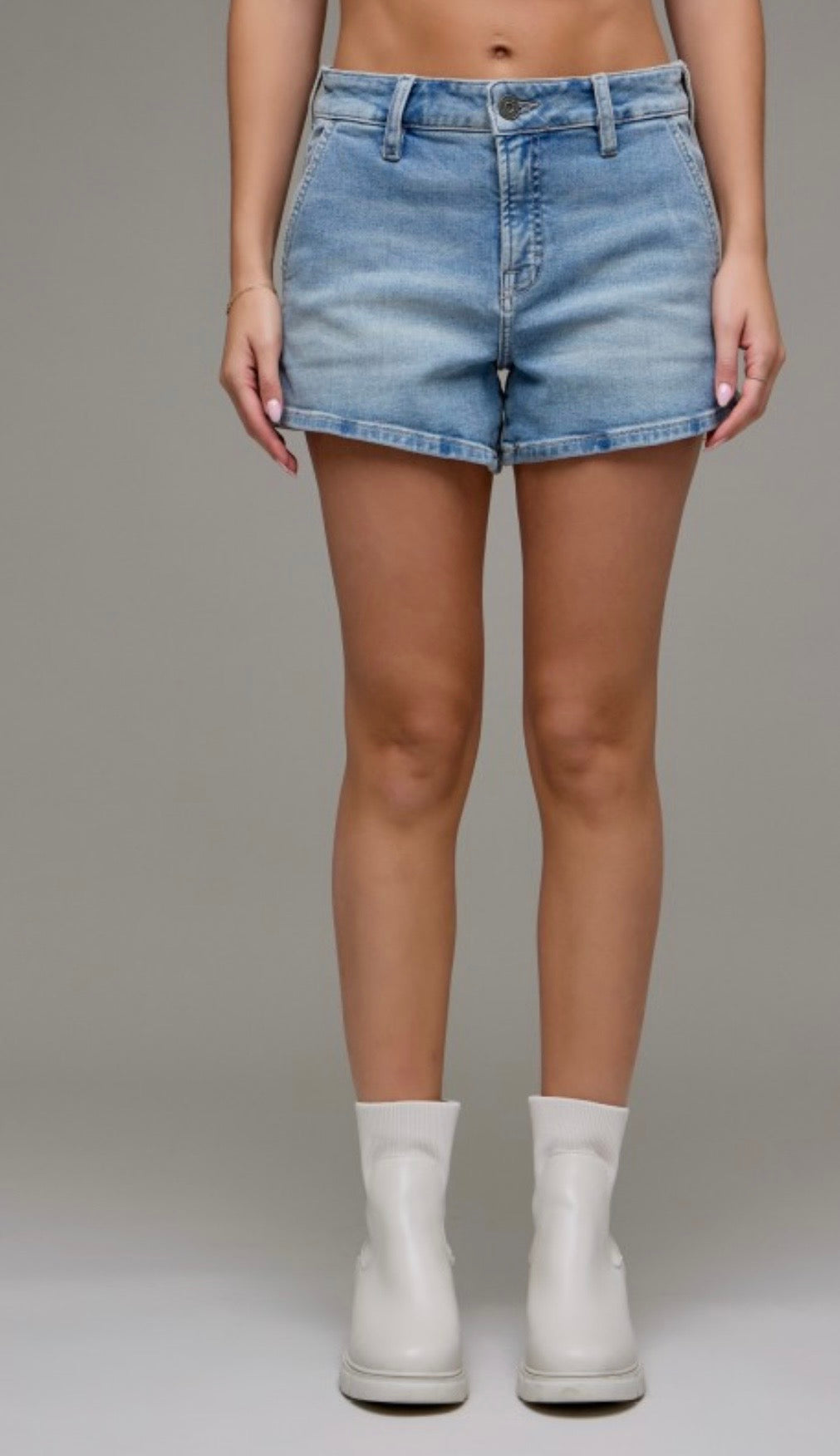 Hidden HW denim shorts