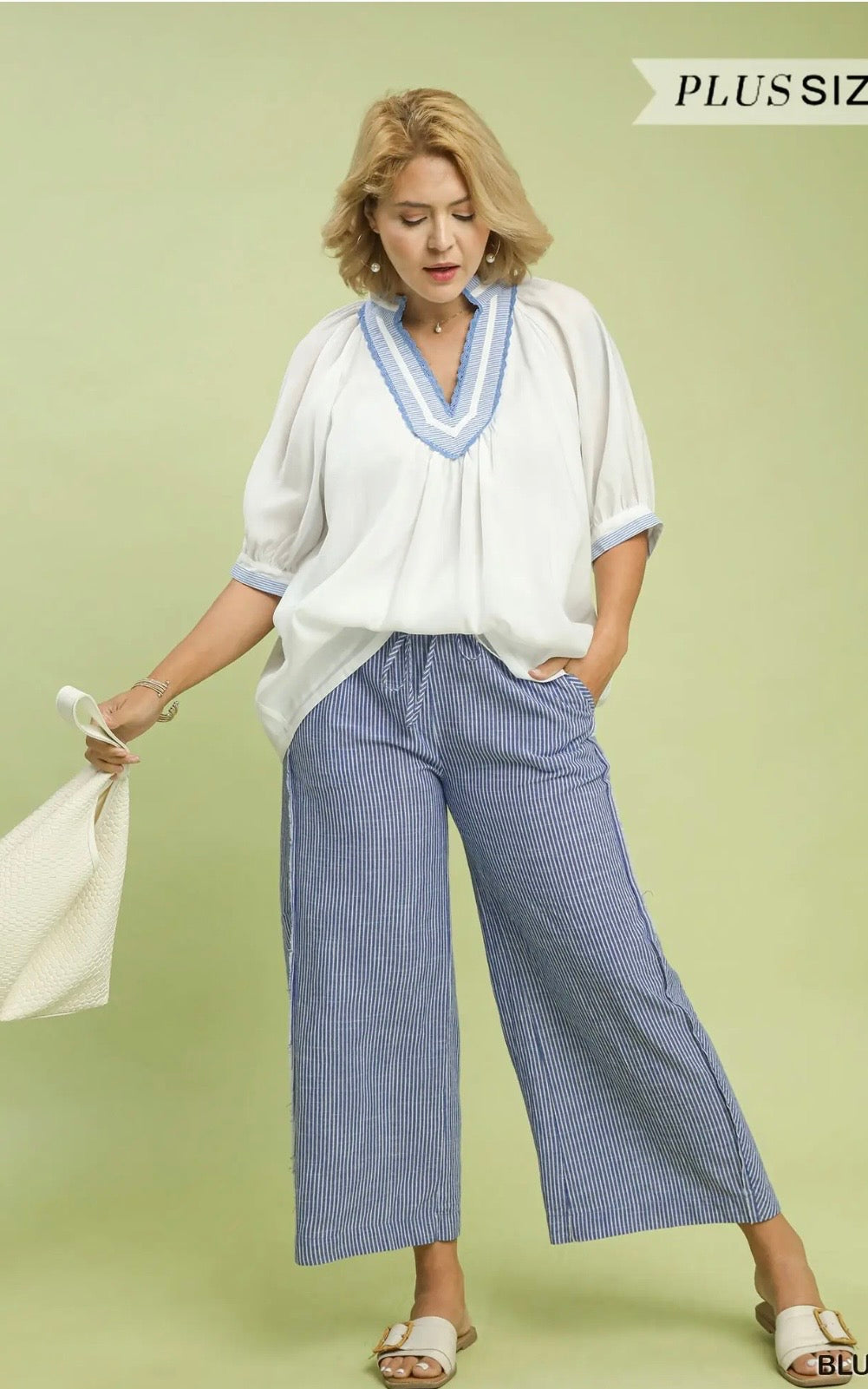 Blue linen curvy pants