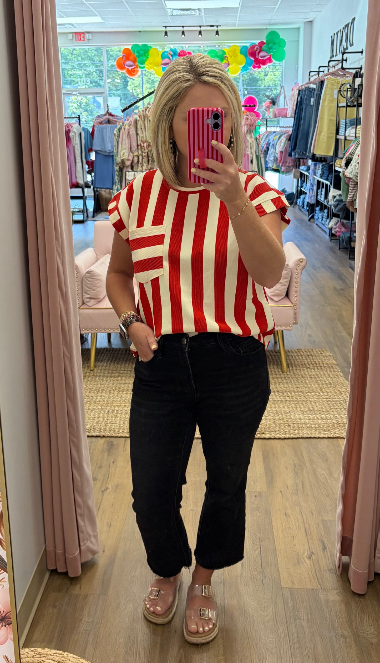 Vertical red stripe top