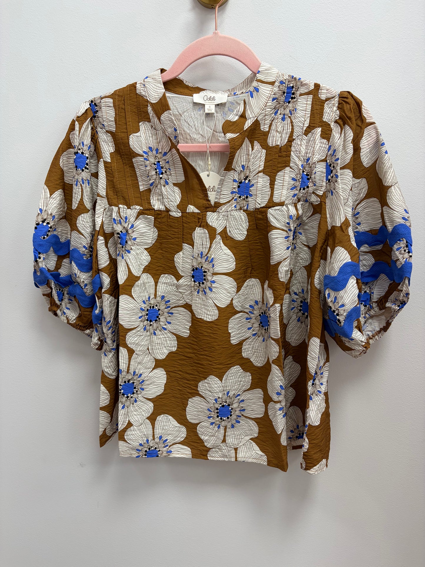 Tara floral top